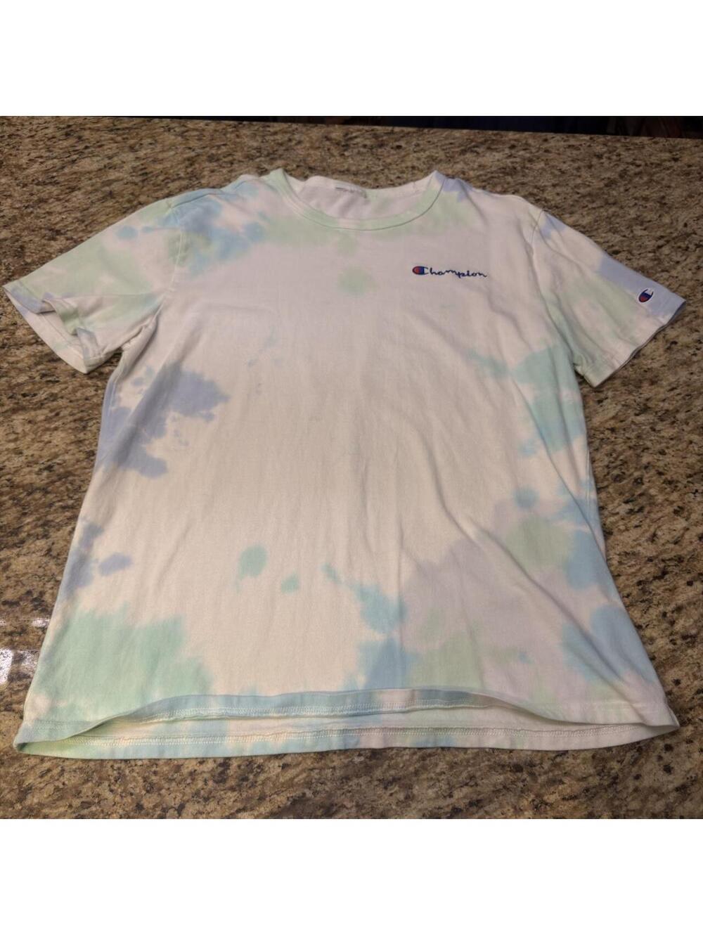Champion tie-dye t-shirt in blue and green #tiedye #athletic